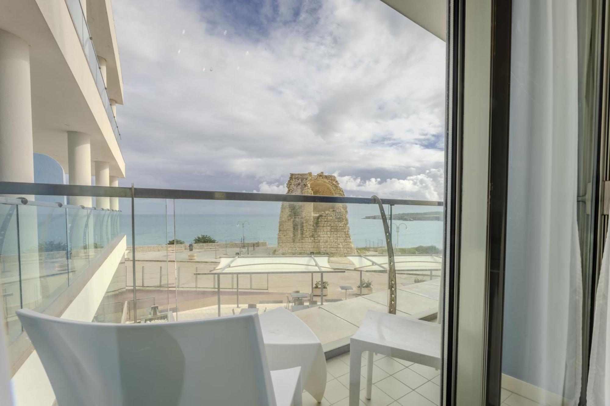 Hotel Belvedere Torre dell'Orso Esterno foto